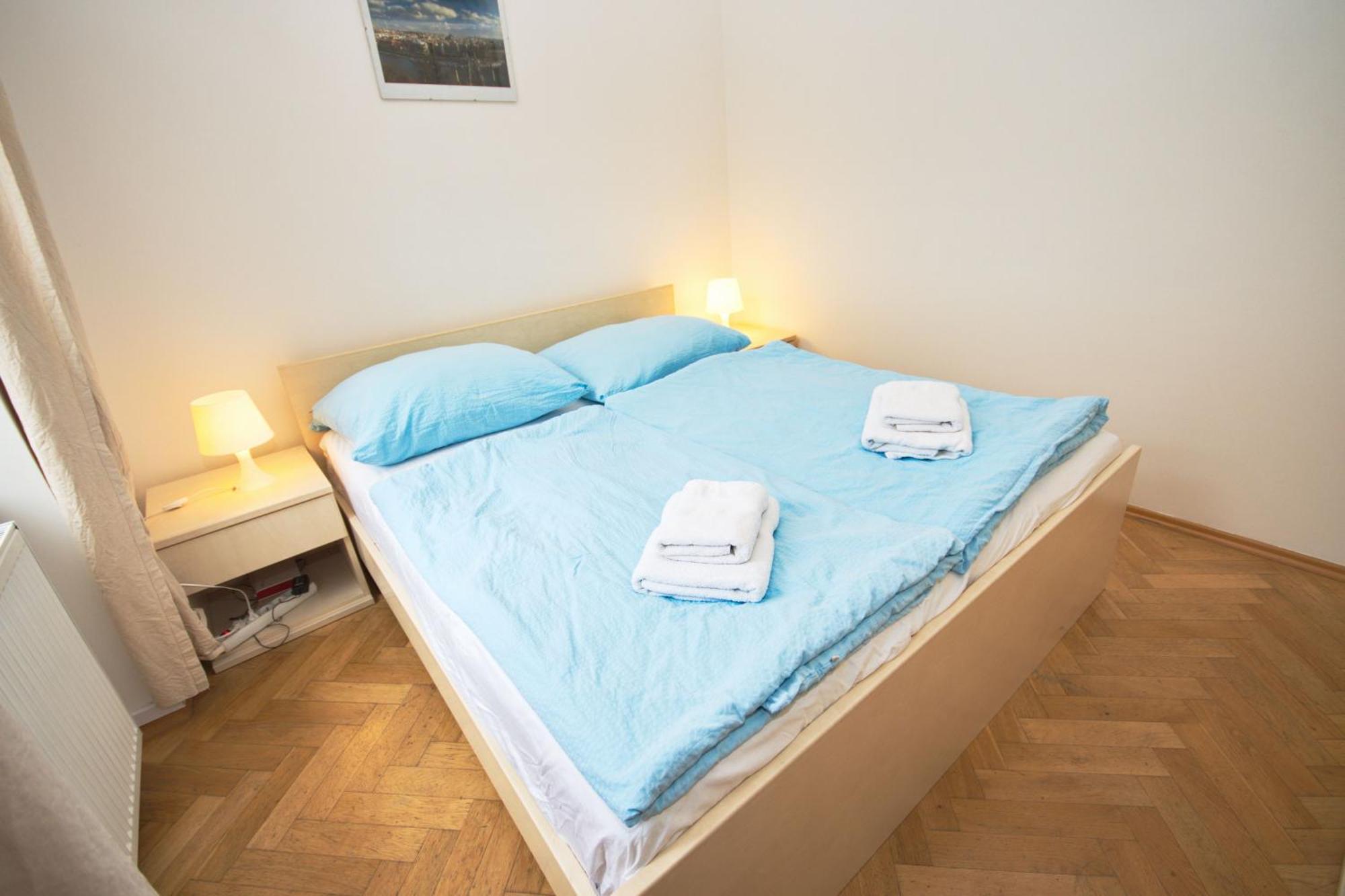 Residence Kostnicke Square Prague Exterior photo